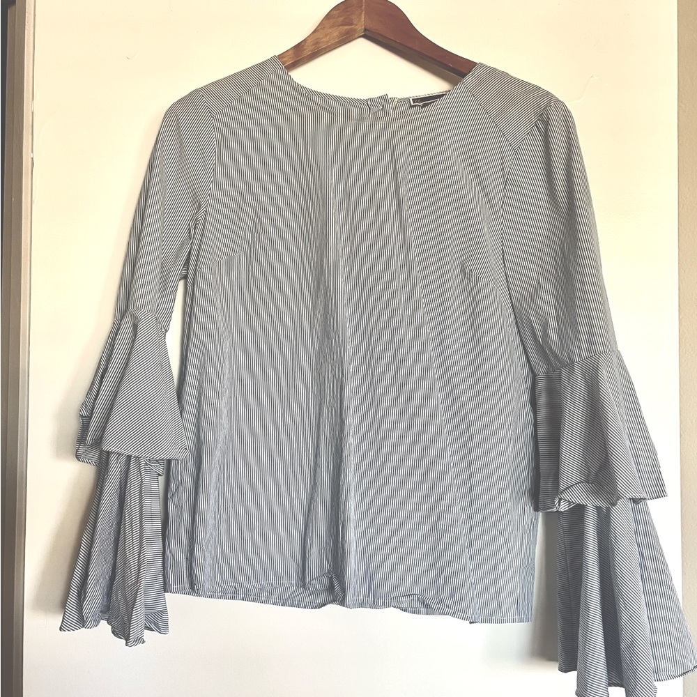 Blue striped wide arm long sleeve blouse